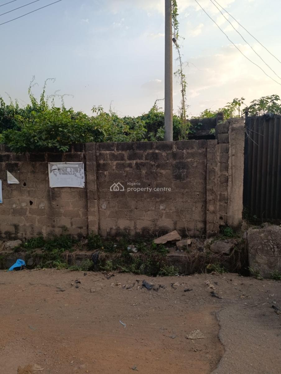 a Standard Plot of Land with a Demolishable Structure, Ayegbami Area, Alakia, Ibadan, Oyo, Mixed-use Land for Sale