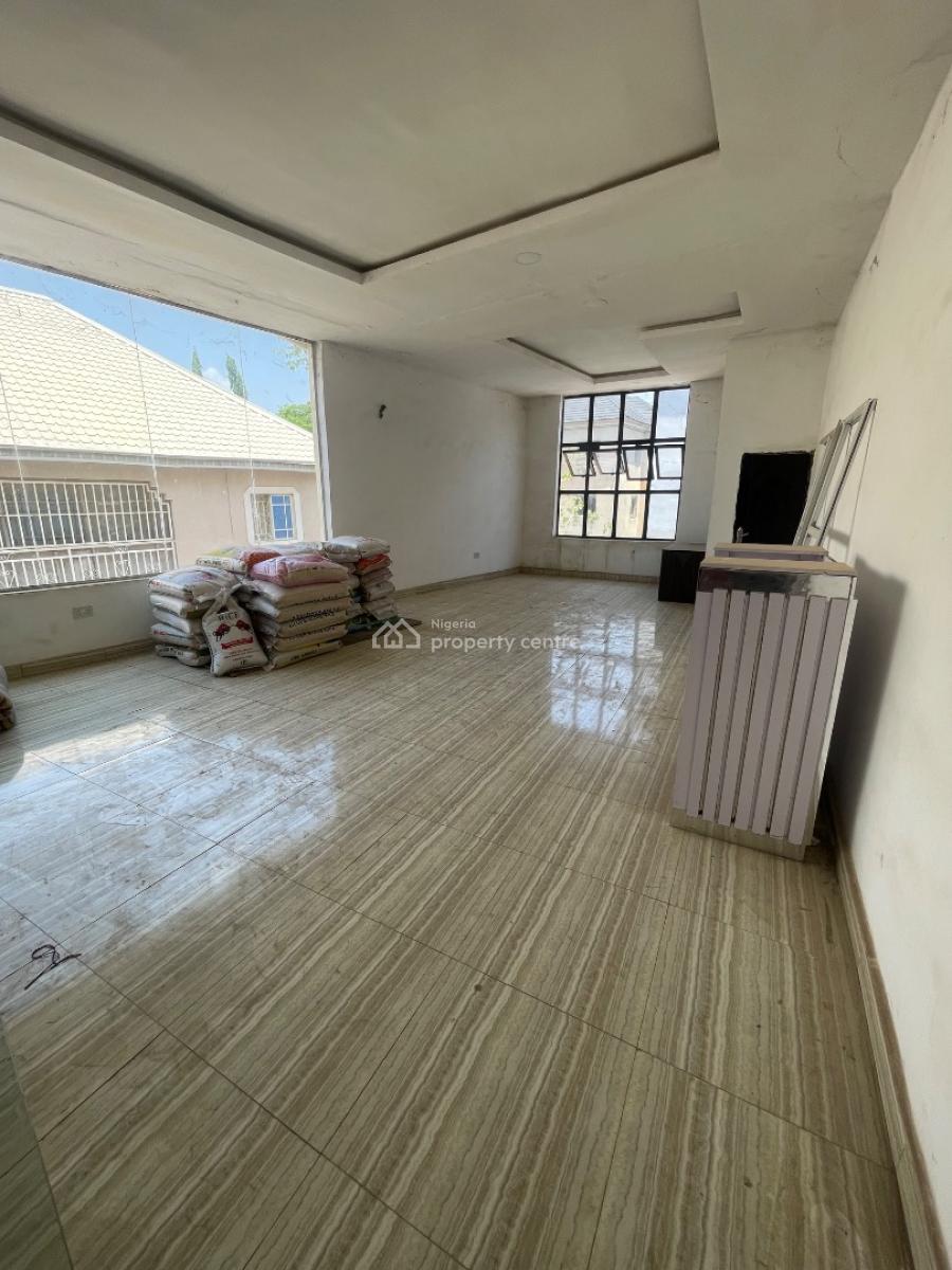 Strategic 42sqm Space, Gwarinpa, Abuja, Plaza / Complex / Mall for Rent