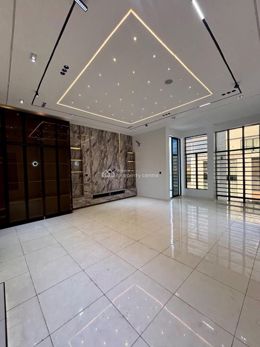 5 Bedroom Home with a Swimming Pool, Chevron Lekki, Lekki, Lagos, Detached Duplex for Sale