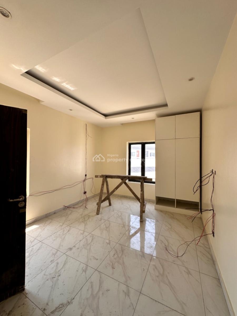 Clean and Affordable 1 Bedroom Apartment, Ikate Axis, Lekki, Lagos, Mini Flat (room and Parlour) for Sale