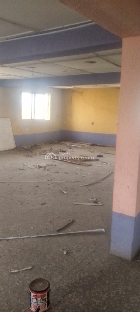 175sqm Office Space at 3rd Floor, on Allen Avenue, Allen, Ikeja, Lagos, Office Space for Rent