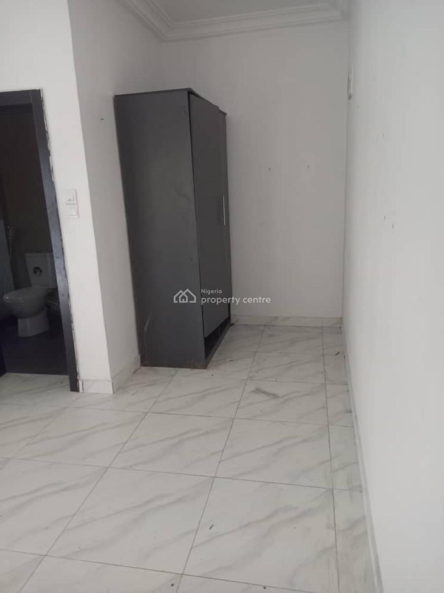 Spacious Self Contain, Mobil Road, Ajah, Lagos, Self Contain (single Rooms) for Rent