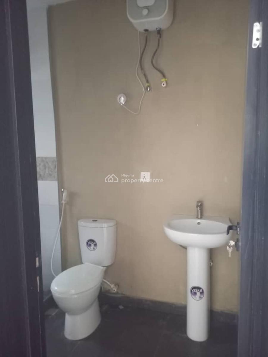 Spacious Self Contain, Mobil Road, Ajah, Lagos, Self Contain (single Rooms) for Rent