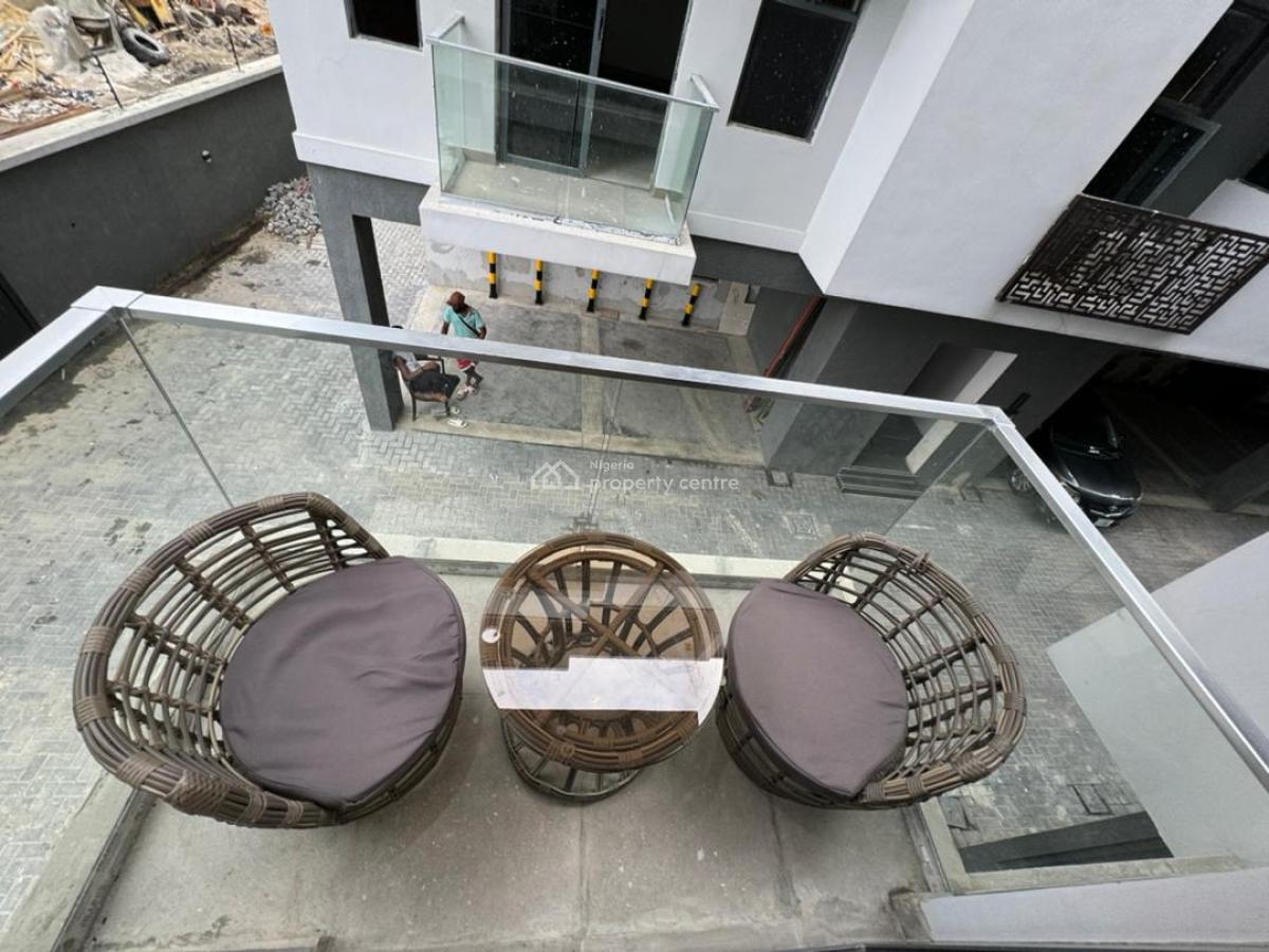 Beautifully Furnished Luxury  2 Bedroom  Maisonette, Lekki Phase 1, Lekki, Lagos, Flat / Apartment for Rent