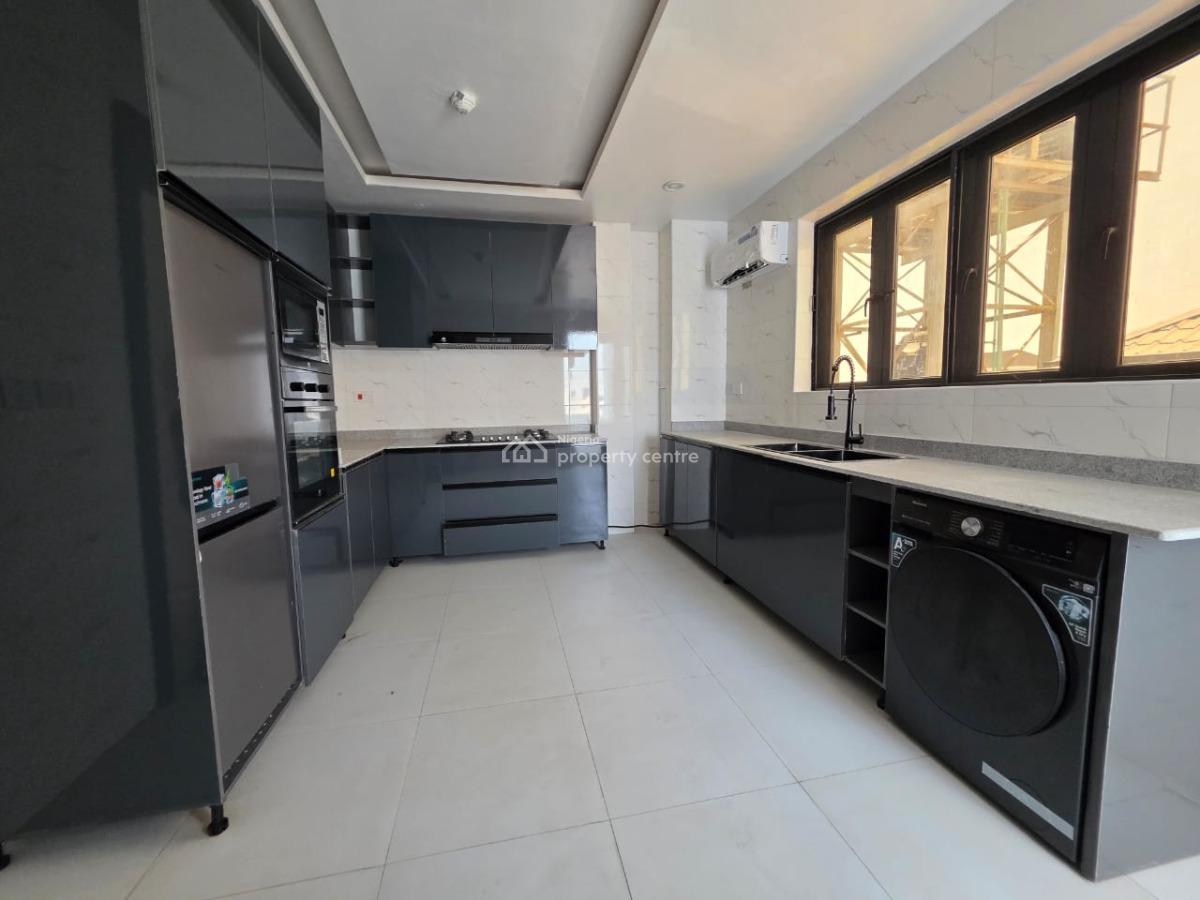 2 Bedroom Apartment with Swimming Pool, Lekki Phase 1, Lekki Phase 1, Lekki, Lagos, Flat / Apartment for Sale