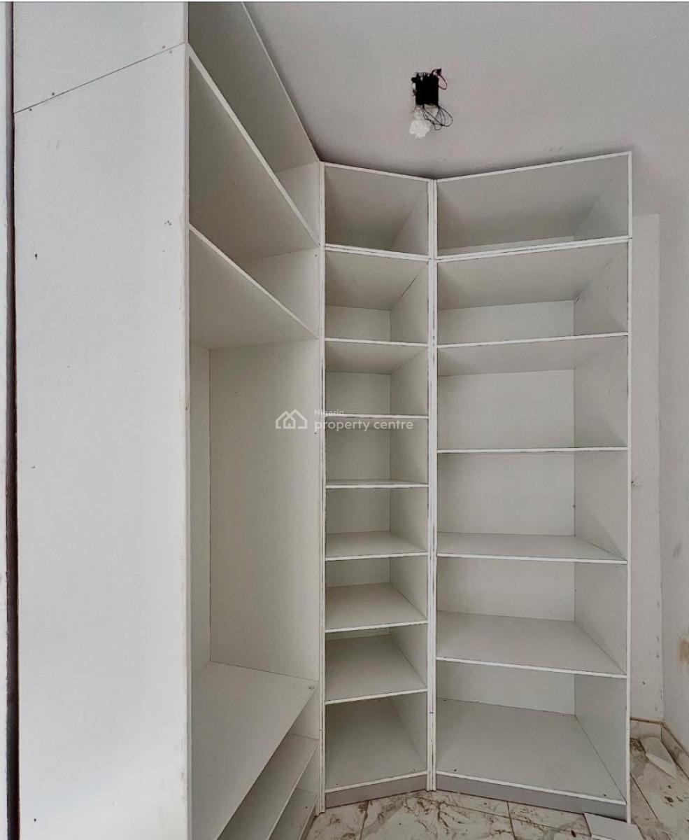 Newly Built 2 Bedroom Apartment, Ikate, Lekki, Lagos, Block of Flats for Sale