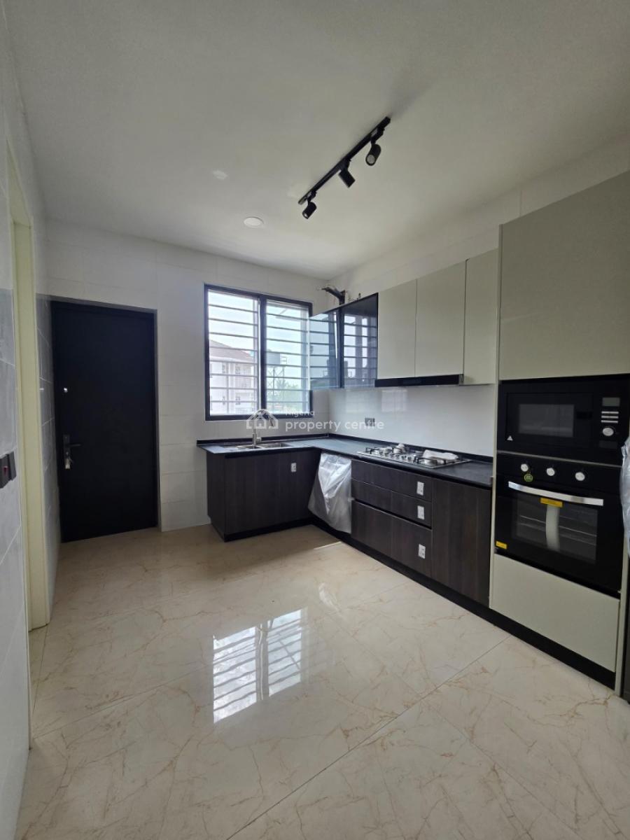 Gorgeous 5bedroom Duplex with a Bq and a Pool, Lekki Phase 1, Lekki, Lagos, Detached Duplex for Sale