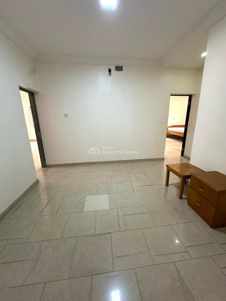 Serviced 3 Bedroom Apartment in Prime Location, Wuse 2, Abuja, Flat / Apartment for Rent