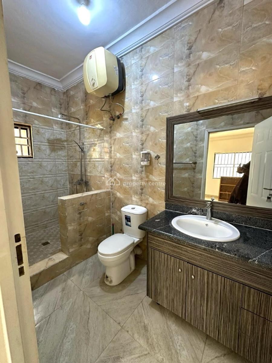 Serviced 3 Bedroom Apartment in Prime Location, Wuse 2, Abuja, Flat / Apartment for Rent