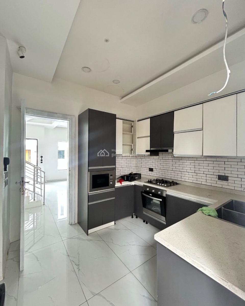 4 Bedroom Semi Detached Duplex with Bq Pool Gym and Playground, 4 Bedroom Duplex in a Fully Secured Estate with Excellent Amenities, Lekki Phase 1, Lekki, Lagos, Semi-detached Duplex for Rent