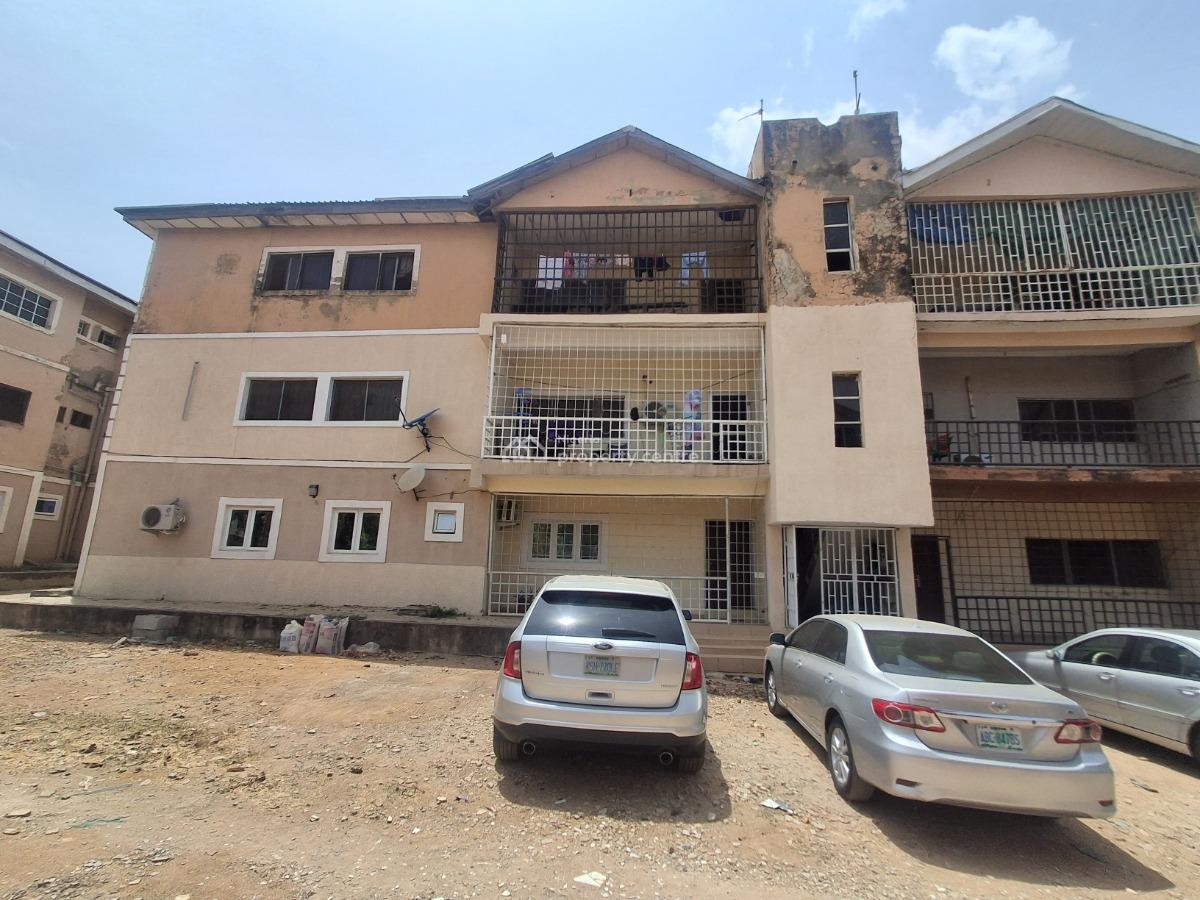 3-bedrooms Block of Flat, Gwarinpa  Main, Gwarinpa, Abuja, Block of Flats for Sale