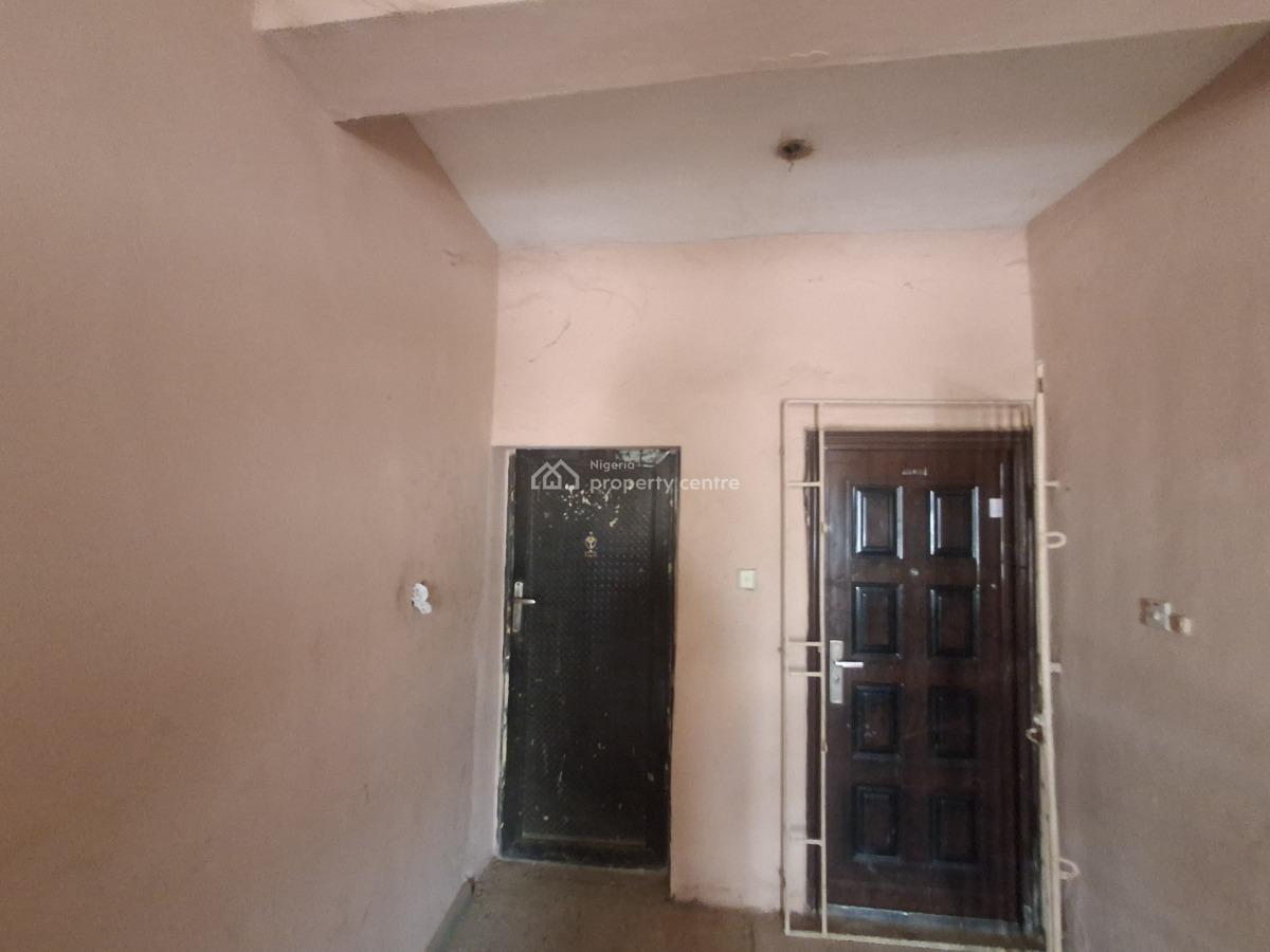 3-bedrooms Block of Flat, Gwarinpa  Main, Gwarinpa, Abuja, Block of Flats for Sale