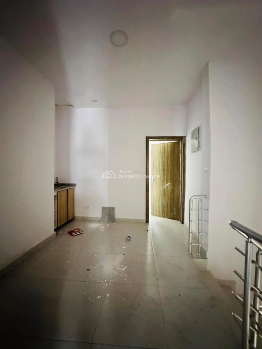 Fully Serviced 4 Bedroom Terrace in a Secured Estate, 4 Bedroom Duplex for Sale, Vgc, Lekki, Lagos, Terraced Duplex for Sale