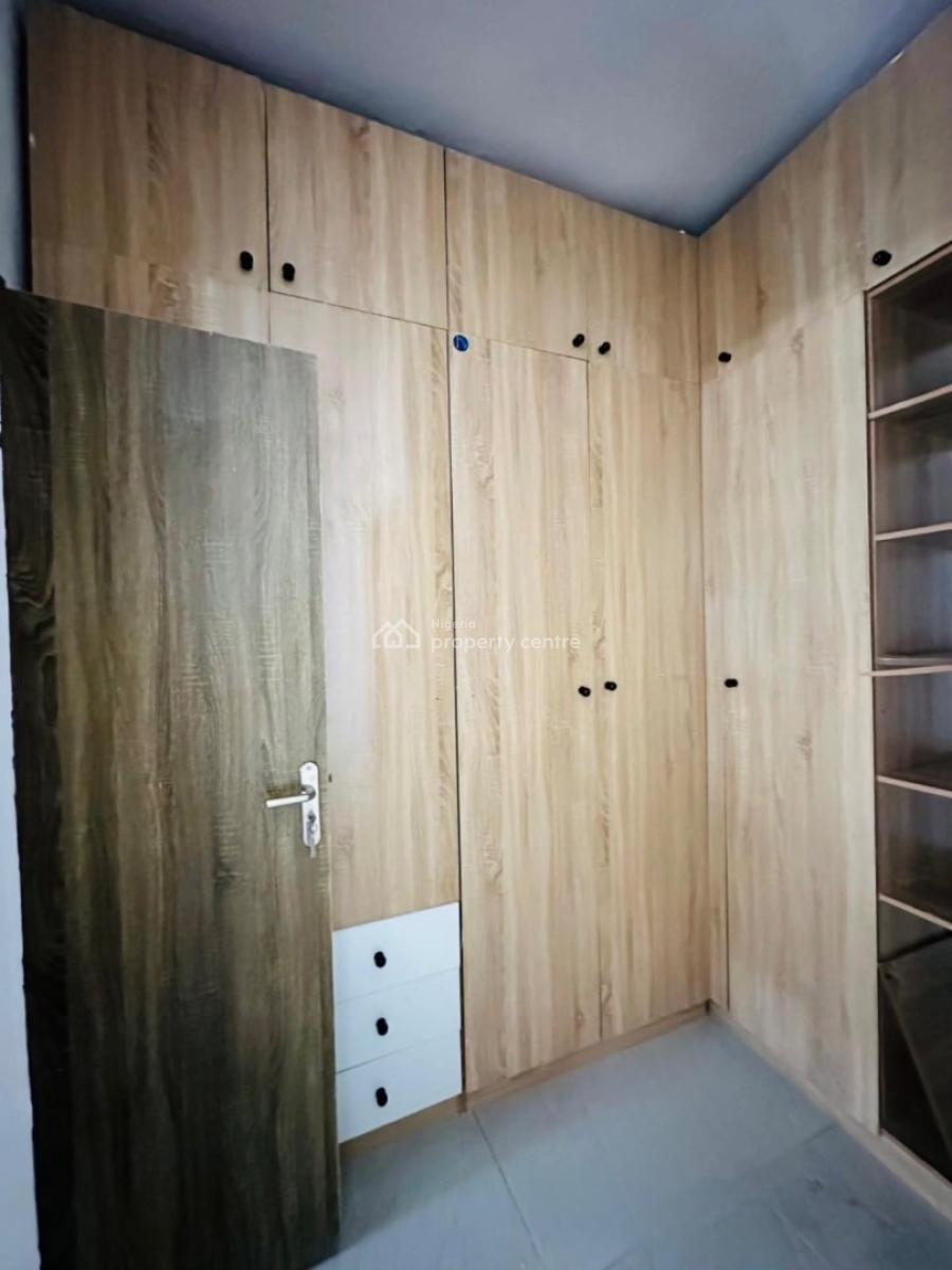 Fully Serviced 4 Bedroom Terrace in a Secured Estate, 4 Bedroom Duplex for Sale, Vgc, Lekki, Lagos, Terraced Duplex for Sale