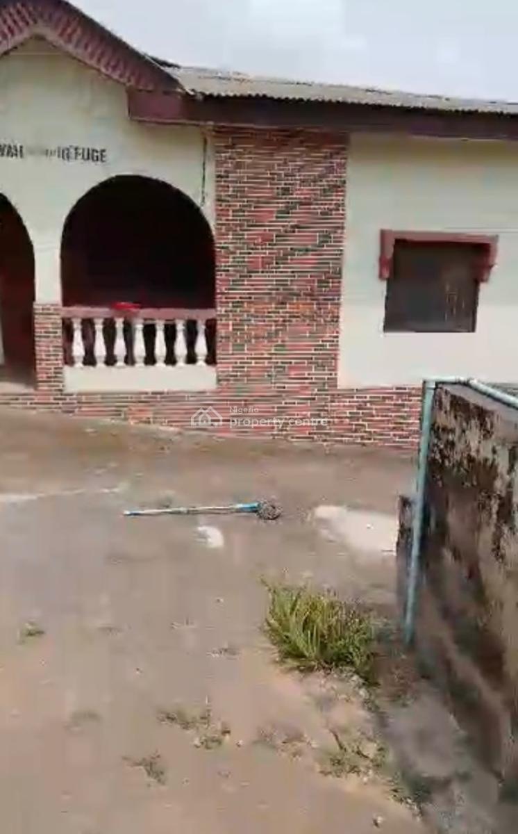 Spacious 5bedroom, Ibafo, Ogun, Detached Bungalow for Sale