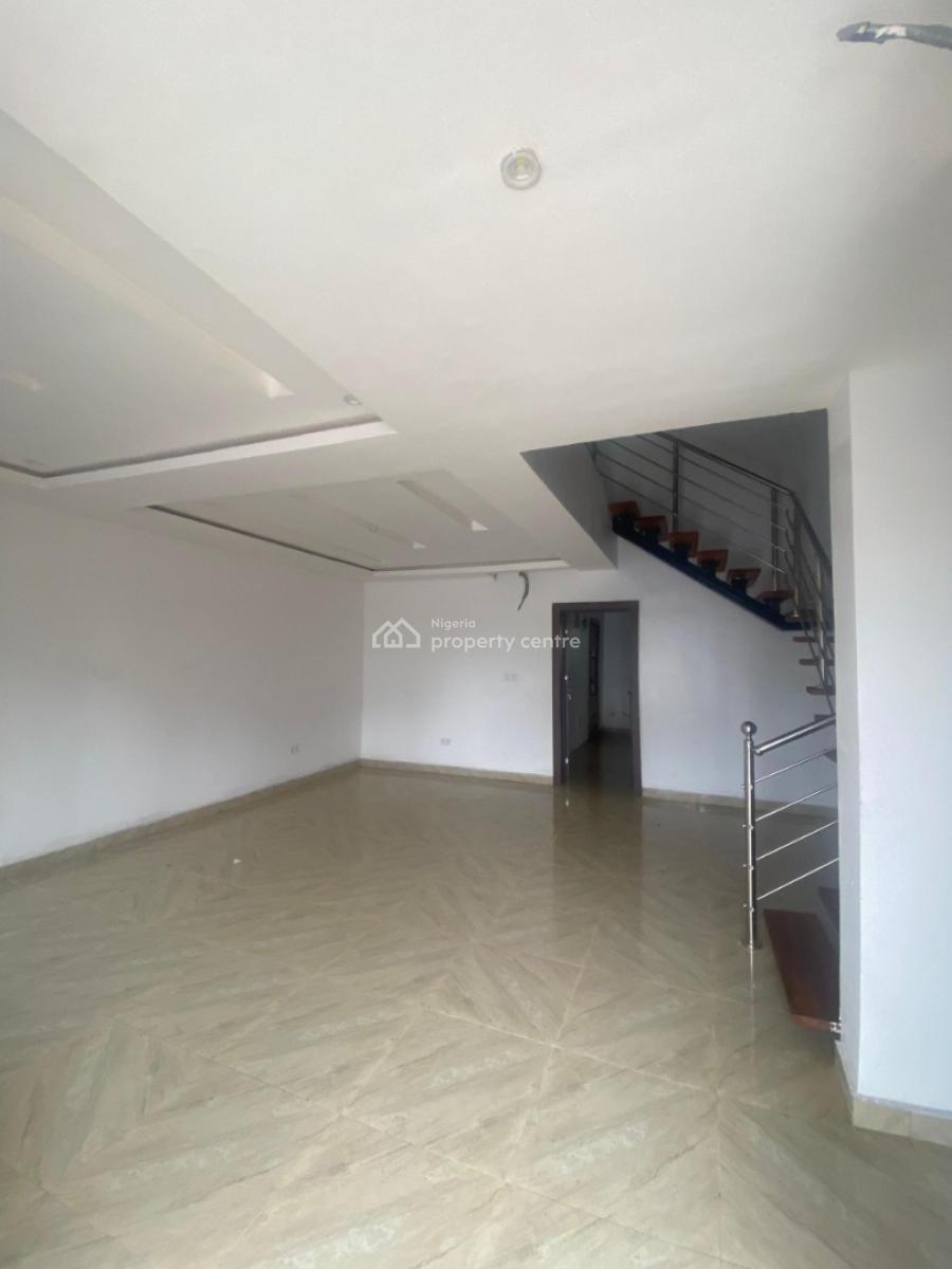 Lovely 4-bedroom Terrace Duplex, Lekki Phase 1, Lekki, Lagos, Terraced Duplex for Rent