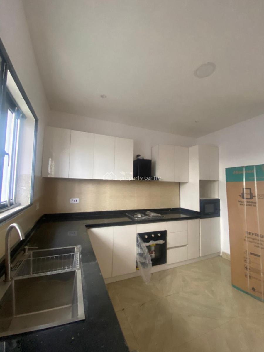 Lovely 4-bedroom Terrace Duplex, Lekki Phase 1, Lekki, Lagos, Terraced Duplex for Rent