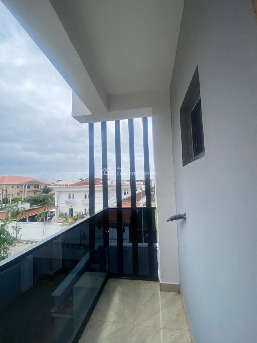 Lovely 4-bedroom Terrace Duplex, Lekki Phase 1, Lekki, Lagos, Terraced Duplex for Rent