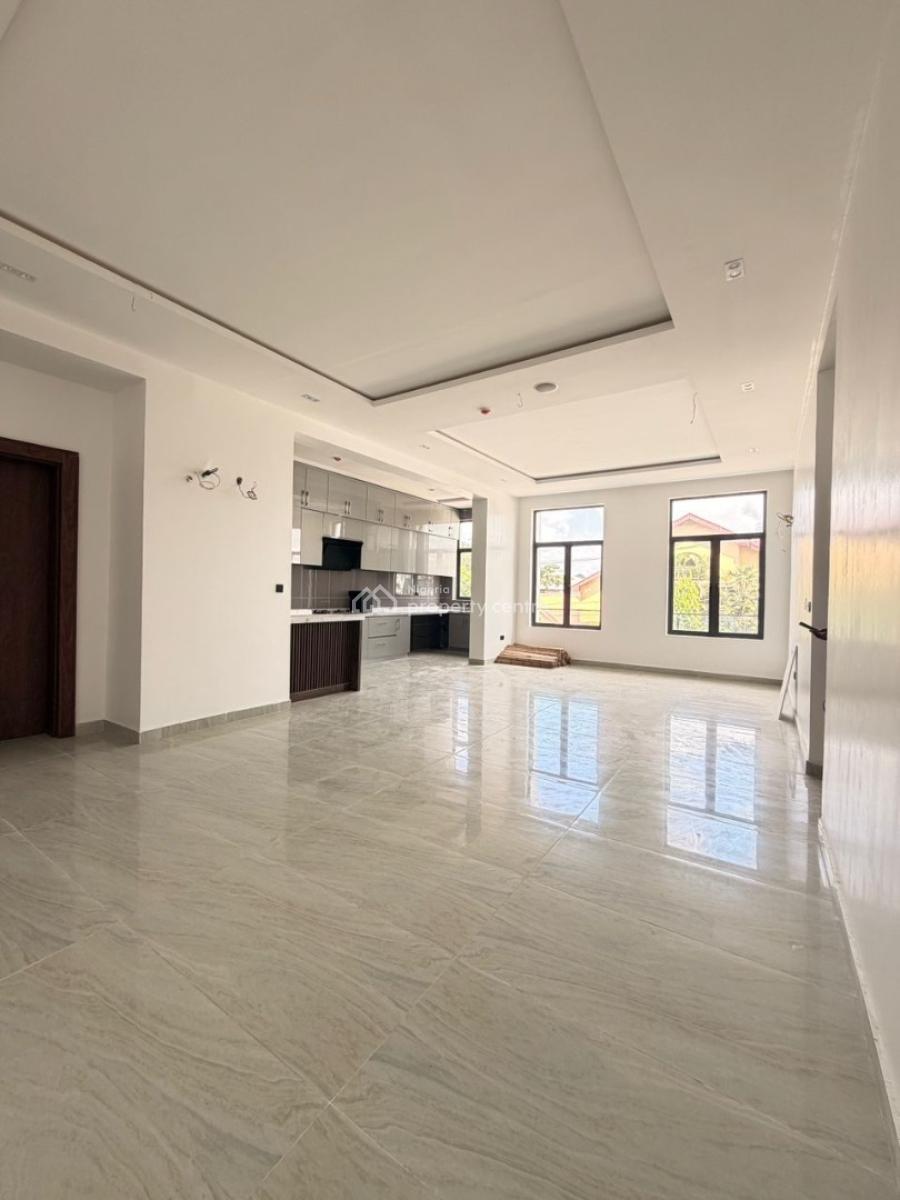Luxury 2 Bedroom Apartment, Lekki Phase 1, Lekki, Lagos, Flat / Apartment for Sale