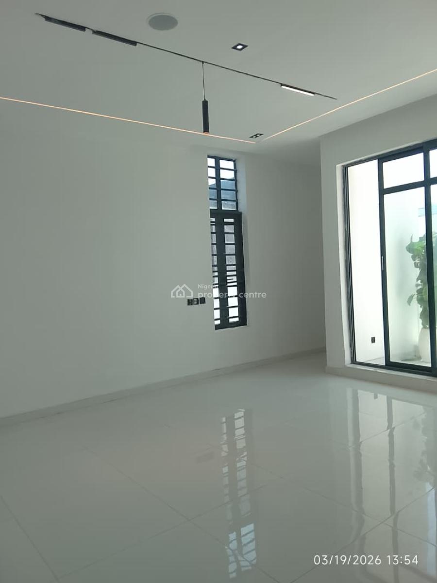 Luxury 5  Bedroom Fully  Detached Duplex with Cinema, Swimming Pool an, Chevron Lekki Lagos, Lekki, Lagos, Detached Duplex for Sale