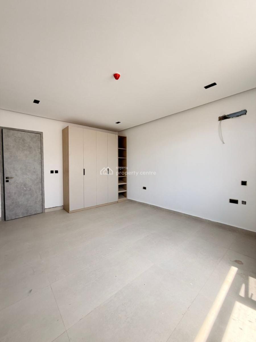 Exquisite Luxury 2&3 Bedroom Apartment with Pool, Lekki Phase 1, Lekki, Lagos, Flat / Apartment for Sale