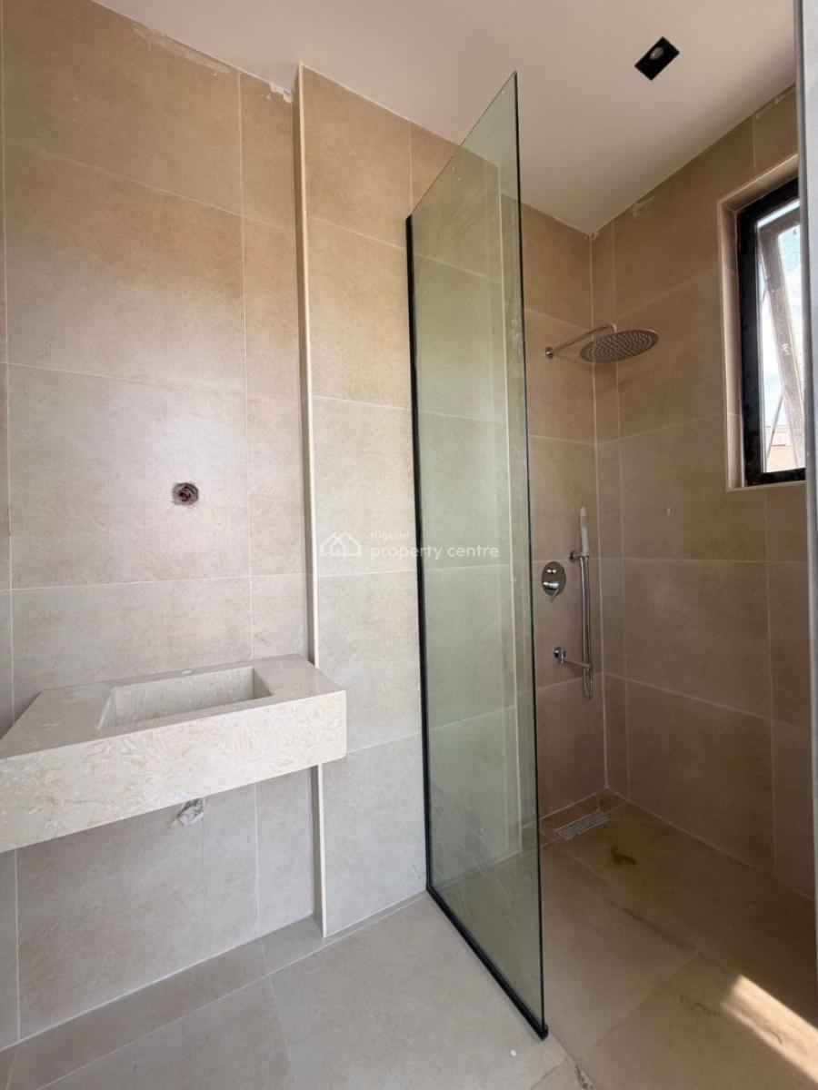 Exquisite Luxury 2&3 Bedroom Apartment with Pool, Lekki Phase 1, Lekki, Lagos, Flat / Apartment for Sale