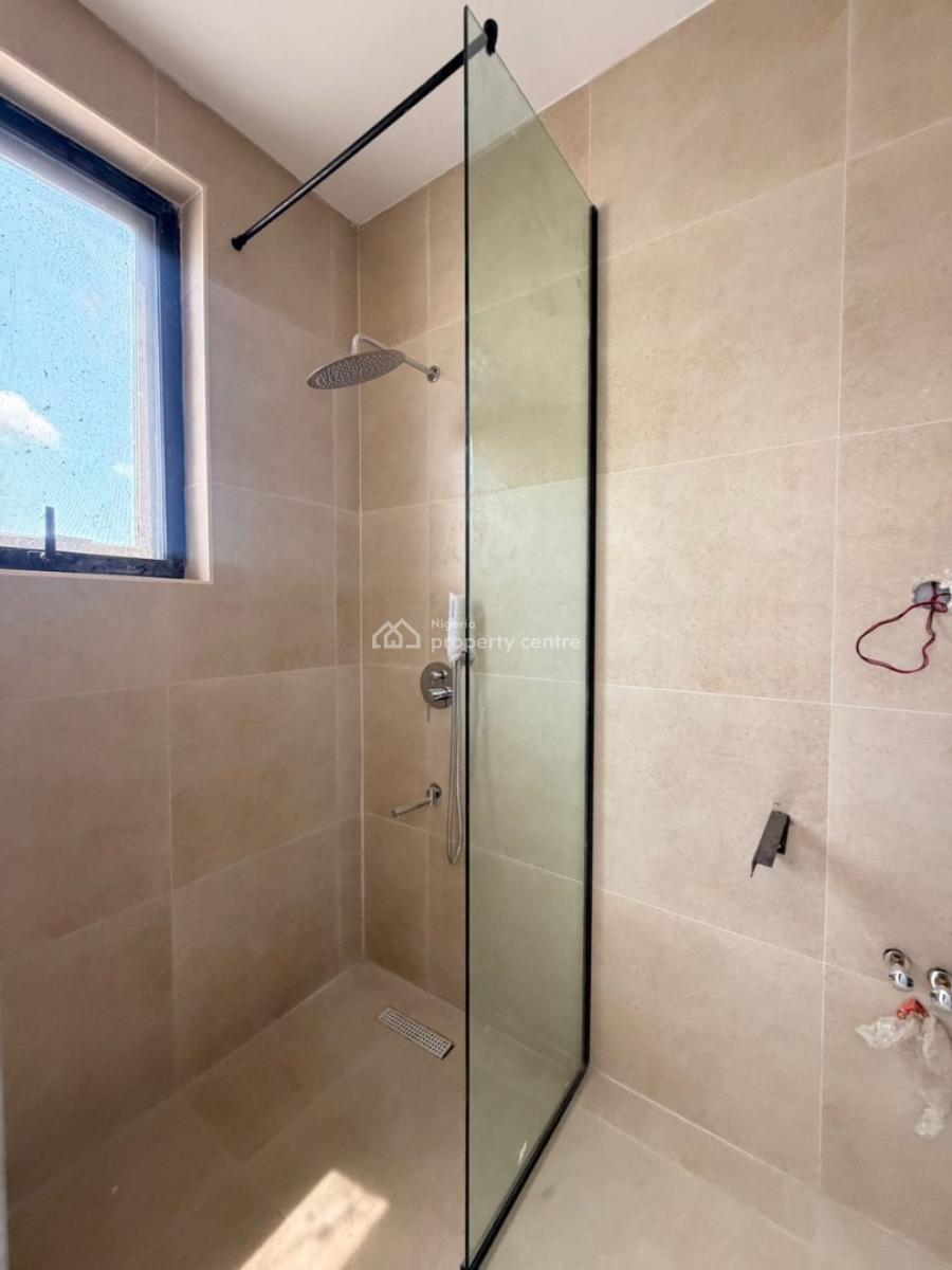 Exquisite Luxury 2&3 Bedroom Apartment with Pool, Lekki Phase 1, Lekki, Lagos, Flat / Apartment for Sale