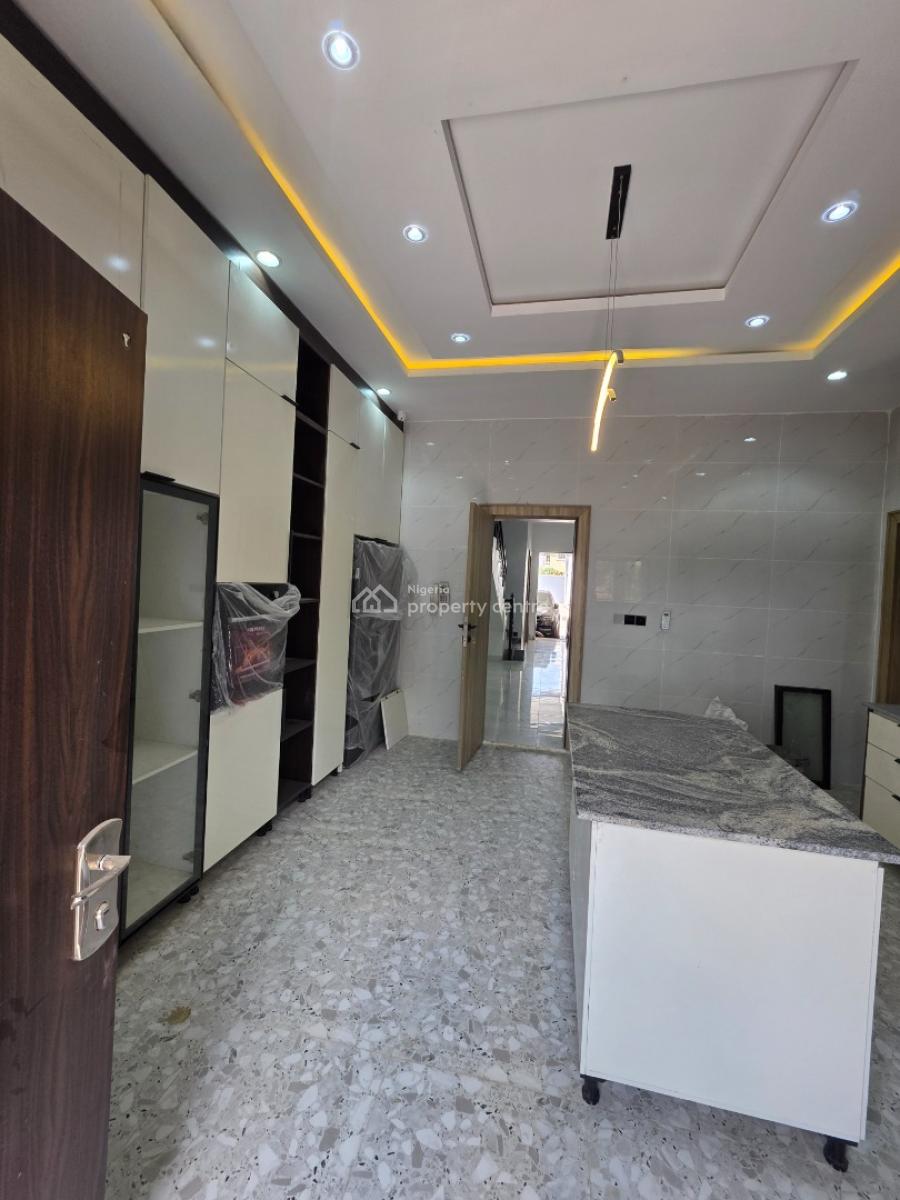 Massive 5 Bedroom Semi-detached Duplex with Bq, Katampe Extension, Katampe, Abuja, Semi-detached Duplex for Sale