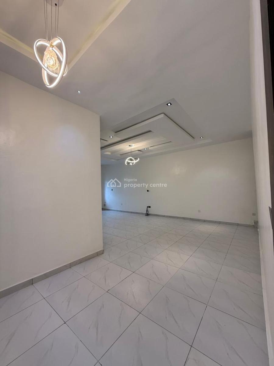 4 Bedrooms Semi Detached Duplex with a Maids Room, Engineer Lere Adigun Gra, Bashorun, Ibadan, Oyo, Semi-detached Duplex for Rent