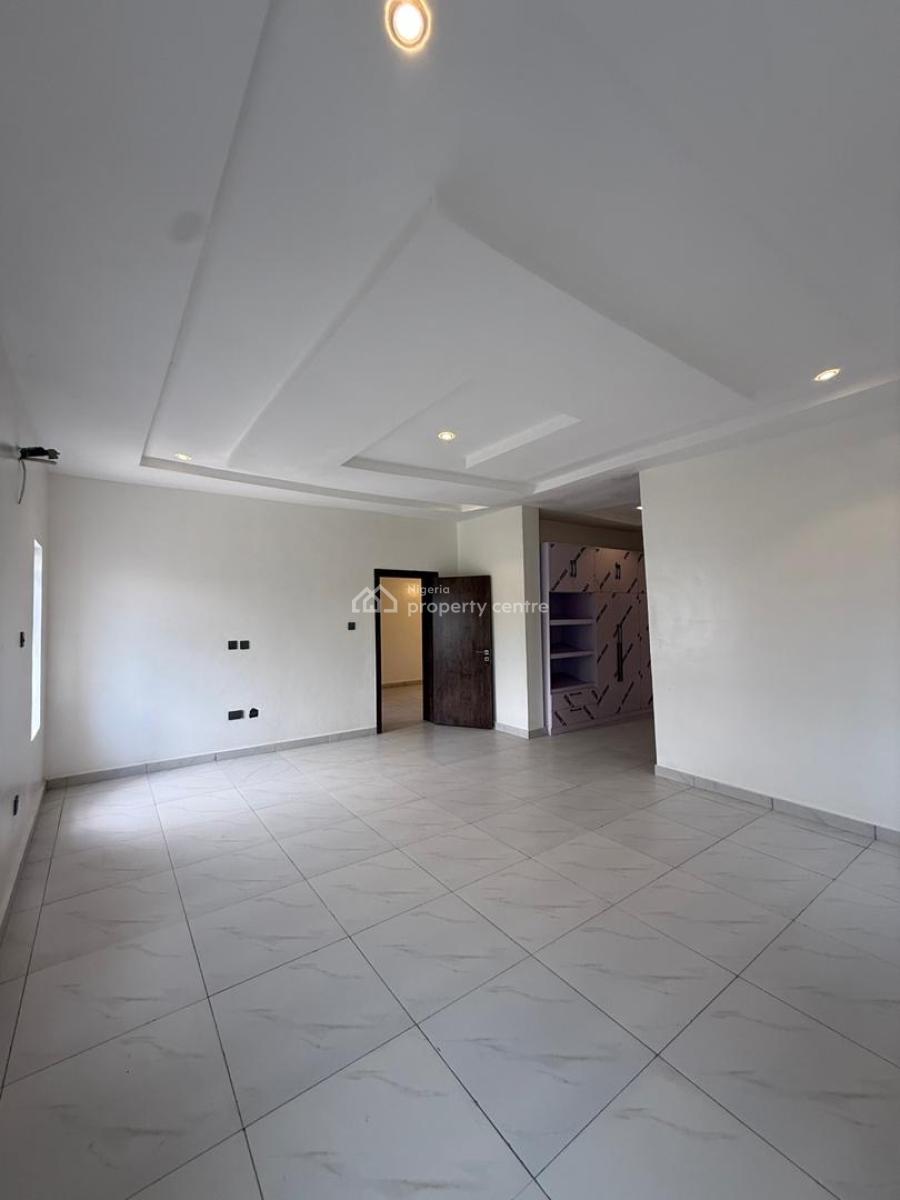 4 Bedrooms Semi Detached Duplex with a Maids Room, Engineer Lere Adigun Gra, Bashorun, Ibadan, Oyo, Semi-detached Duplex for Rent