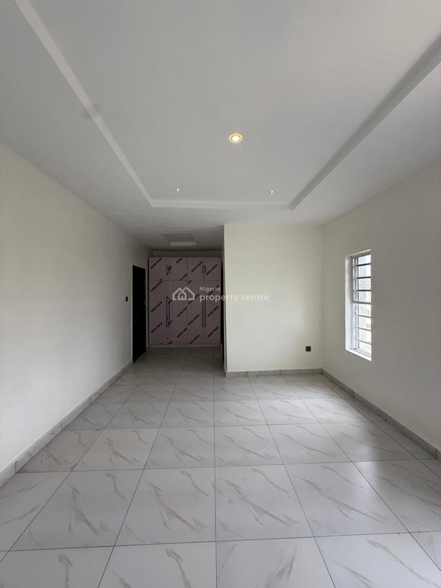 4 Bedrooms Semi Detached Duplex with a Maids Room, Engineer Lere Adigun Gra, Bashorun, Ibadan, Oyo, Semi-detached Duplex for Rent