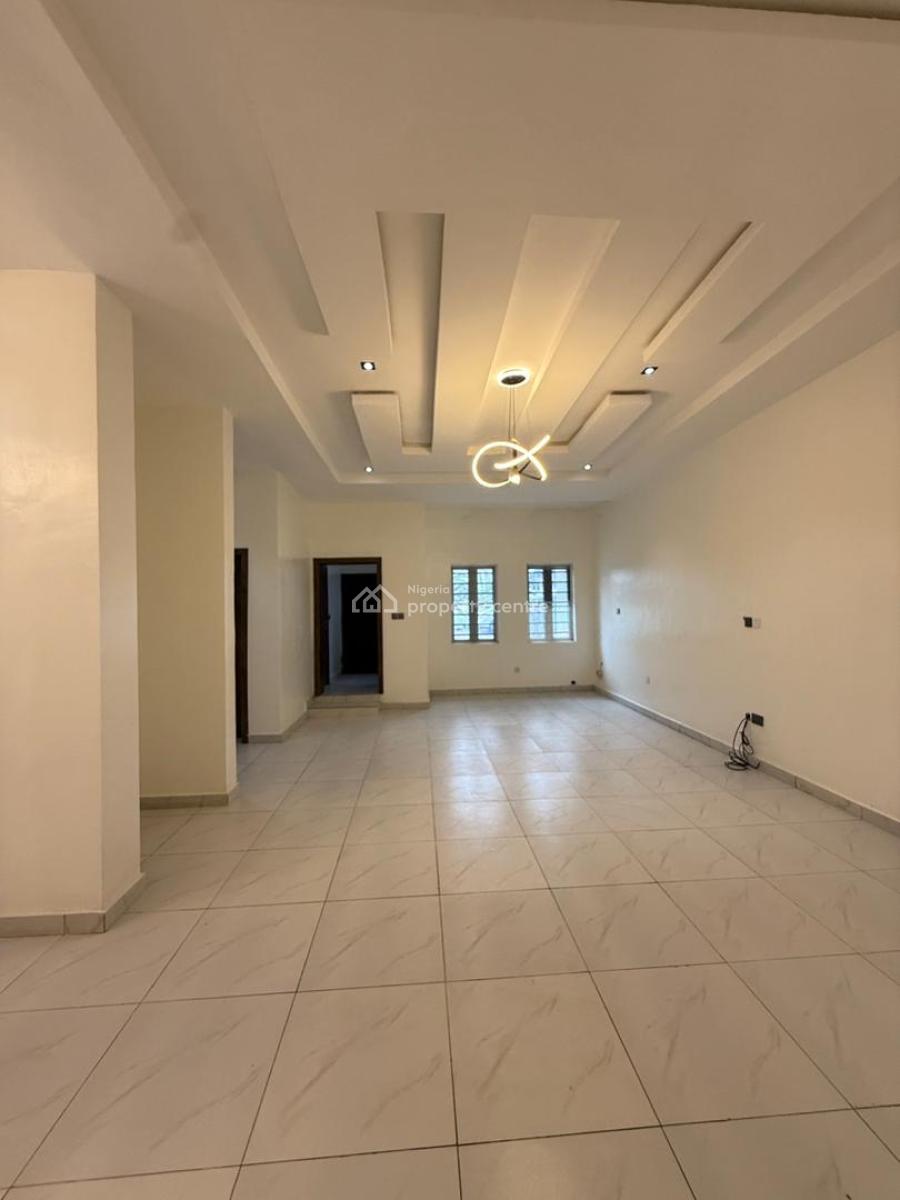 4 Bedrooms Semi Detached Duplex with a Maids Room, Engineer Lere Adigun Gra, Bashorun, Ibadan, Oyo, Semi-detached Duplex for Rent