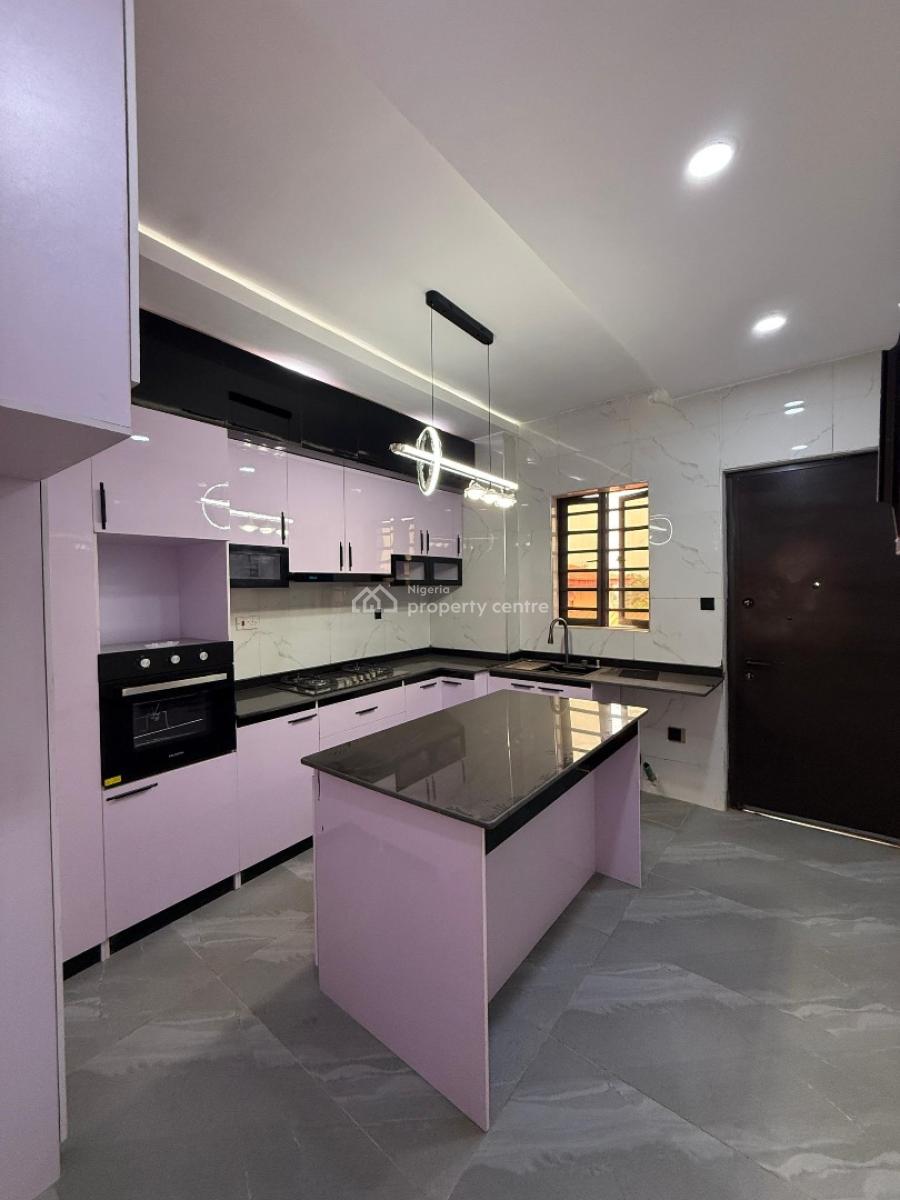 Newly Built 3 Bedrooms Flat with Modern Facilities., Akala Way, Akobo, Ibadan, Oyo, Flat / Apartment for Rent