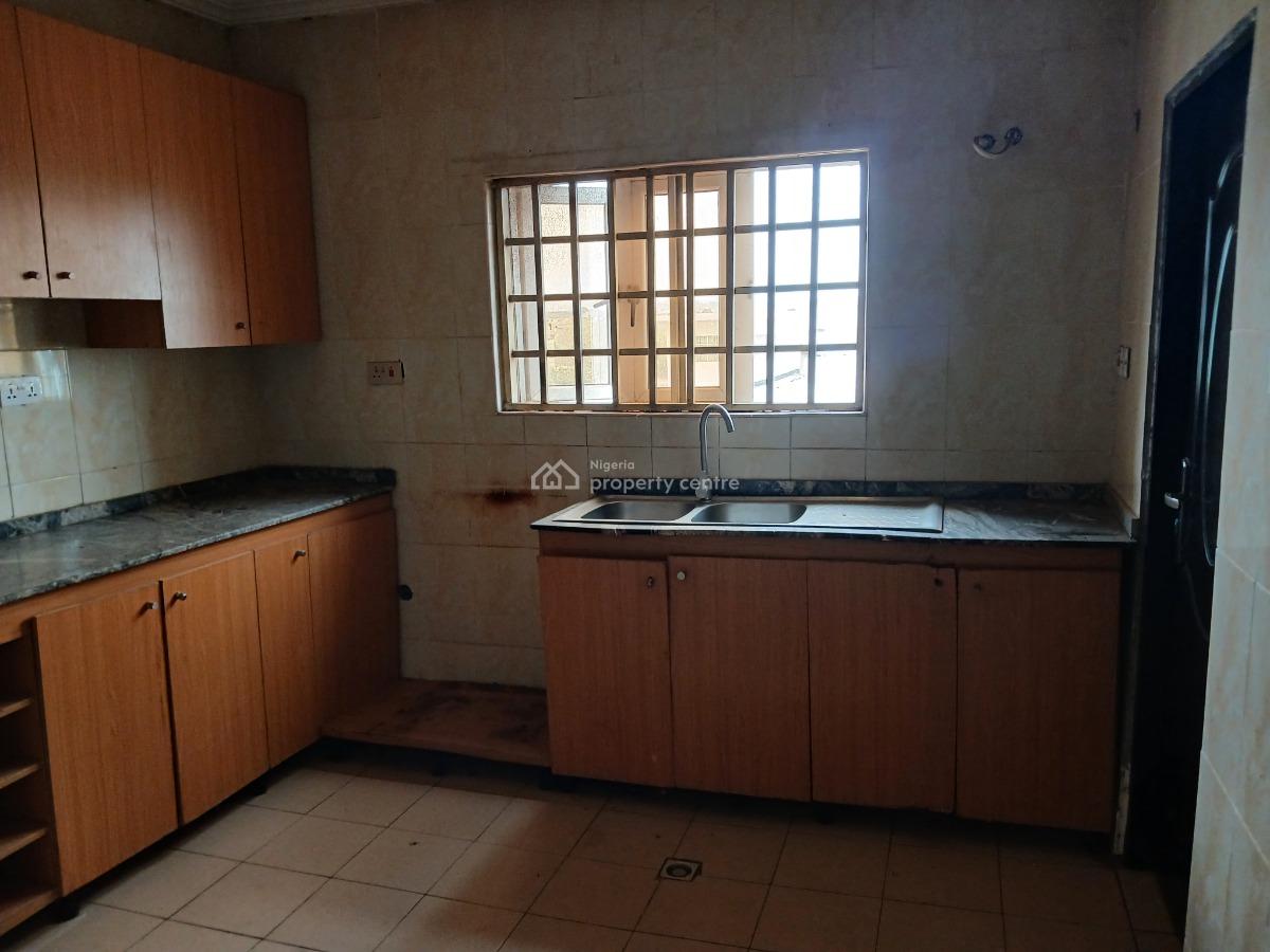 a Very Good Spacious 3-bedroom Flat, Mabushi, Abuja, Flat / Apartment for Rent