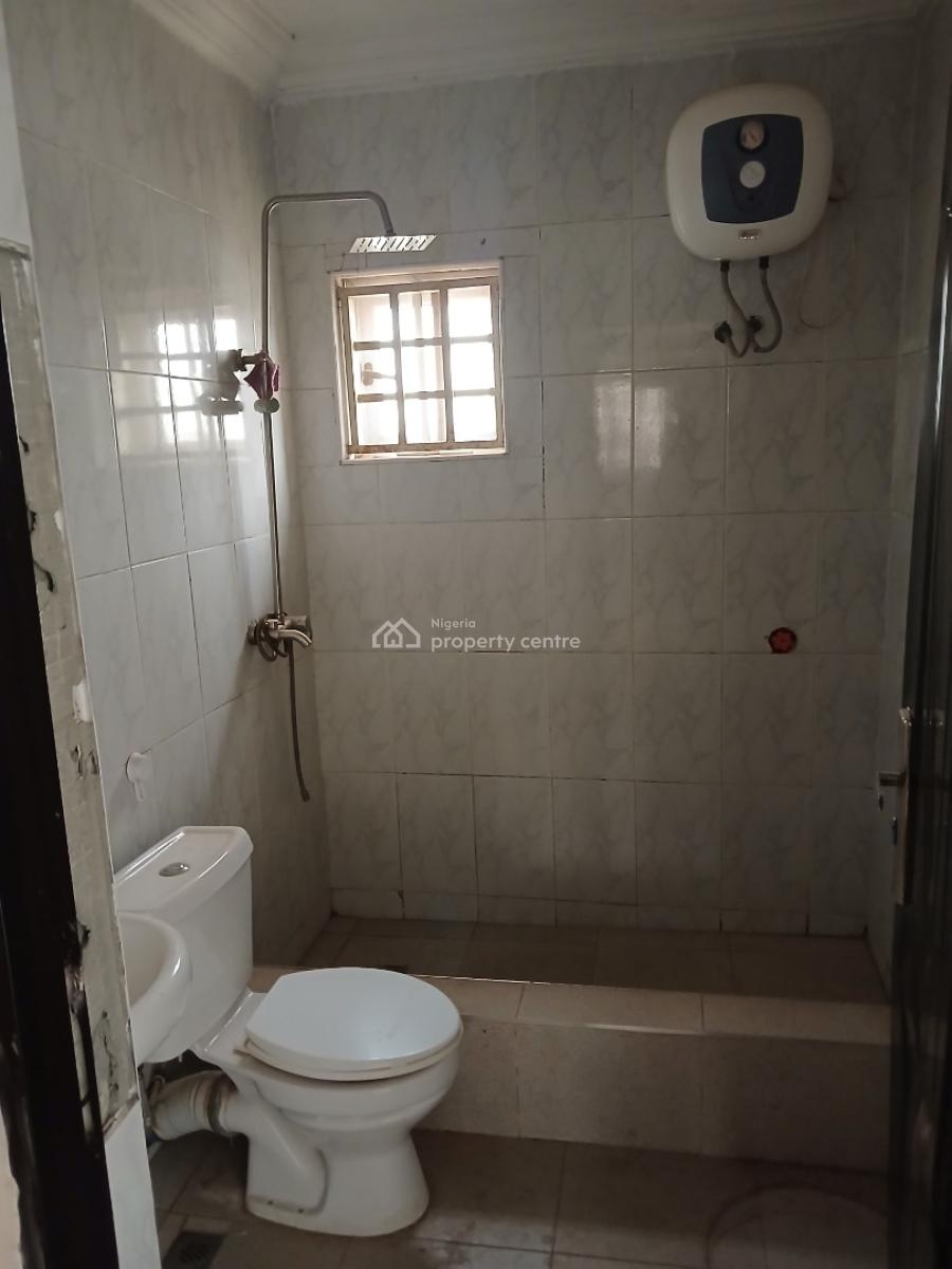 a Very Good Spacious 3-bedroom Flat, Mabushi, Abuja, Flat / Apartment for Rent