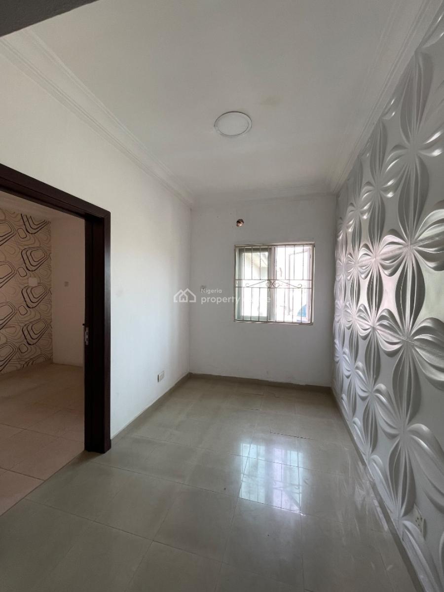 Clean Commercial Space, Lekki Phase 1, Lekki, Lagos, Commercial Property for Rent