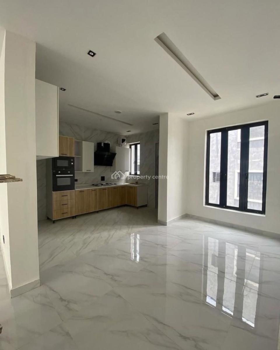 2bedroom Apartment, Ologolo, Lekki, Lagos, Flat / Apartment for Rent