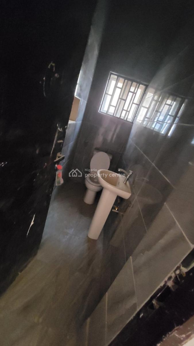 Spacious, Newly Built Two(2) Bedrm Flat with Easy Access. 2yrs Rennt, By Kapwa, Lugbe Fha District Off Airport Road Abuja., Lugbe District, Abuja, Flat / Apartment for Rent