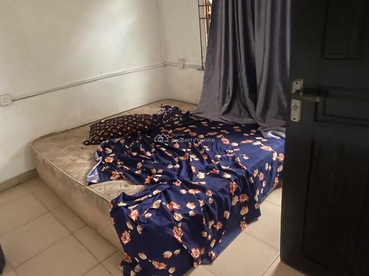 Decent 2 Bedroom Flat, Off Doyin Omololu Street Alapere, Alapere, Ketu, Lagos, House for Rent
