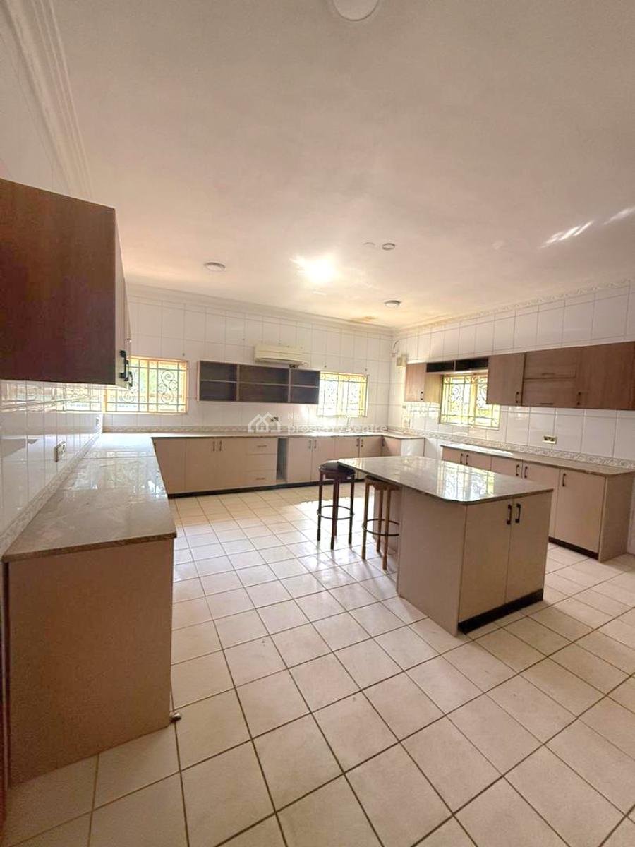 Luxury 8-bedroom Mansion with Guest Chalet & Bq, Maitama District, Abuja, Detached Duplex for Rent