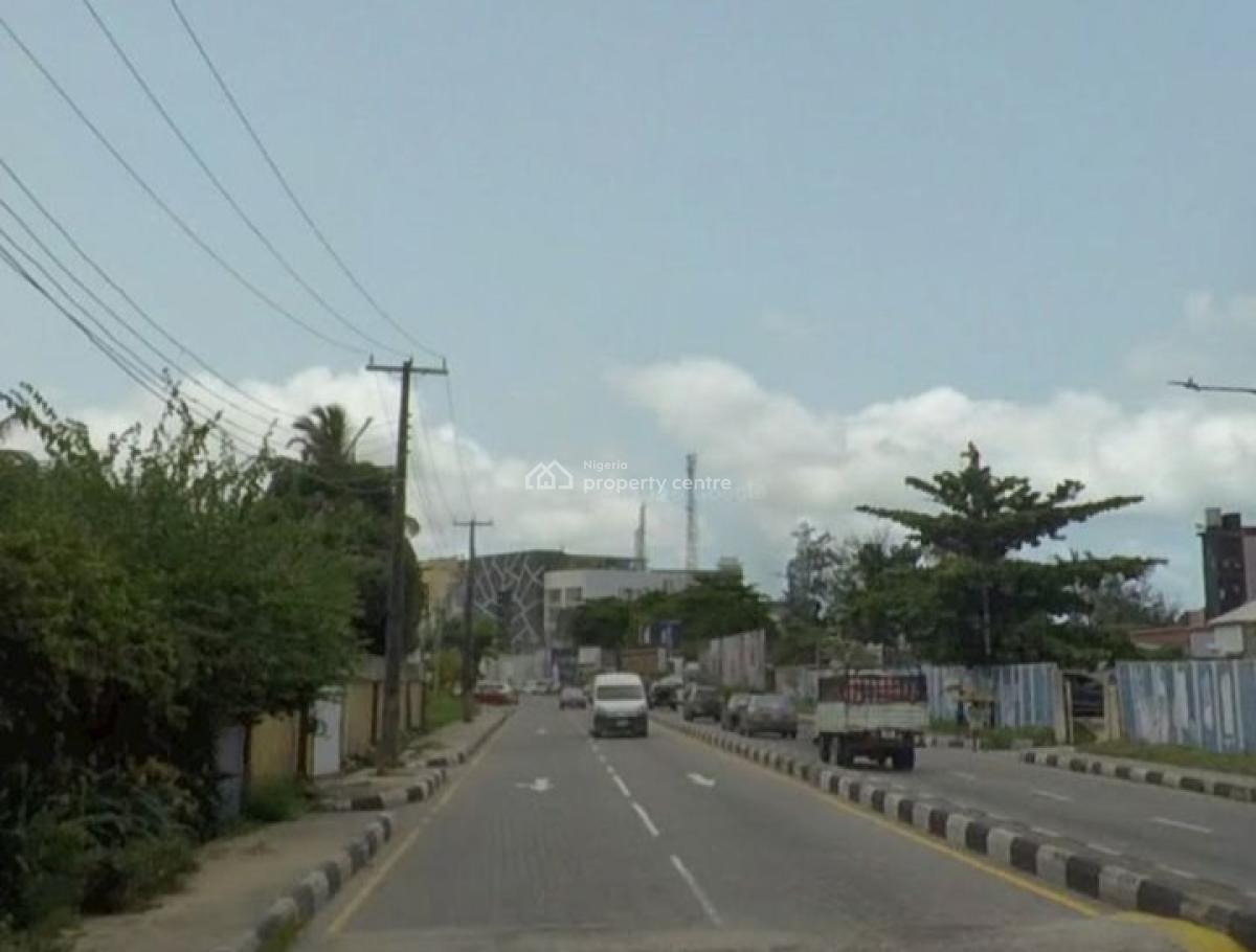 Land Measuring 978sqm with Structure, Off Bishop Aboyade Street, Victoria Island (vi), Lagos, Mixed-use Land for Sale