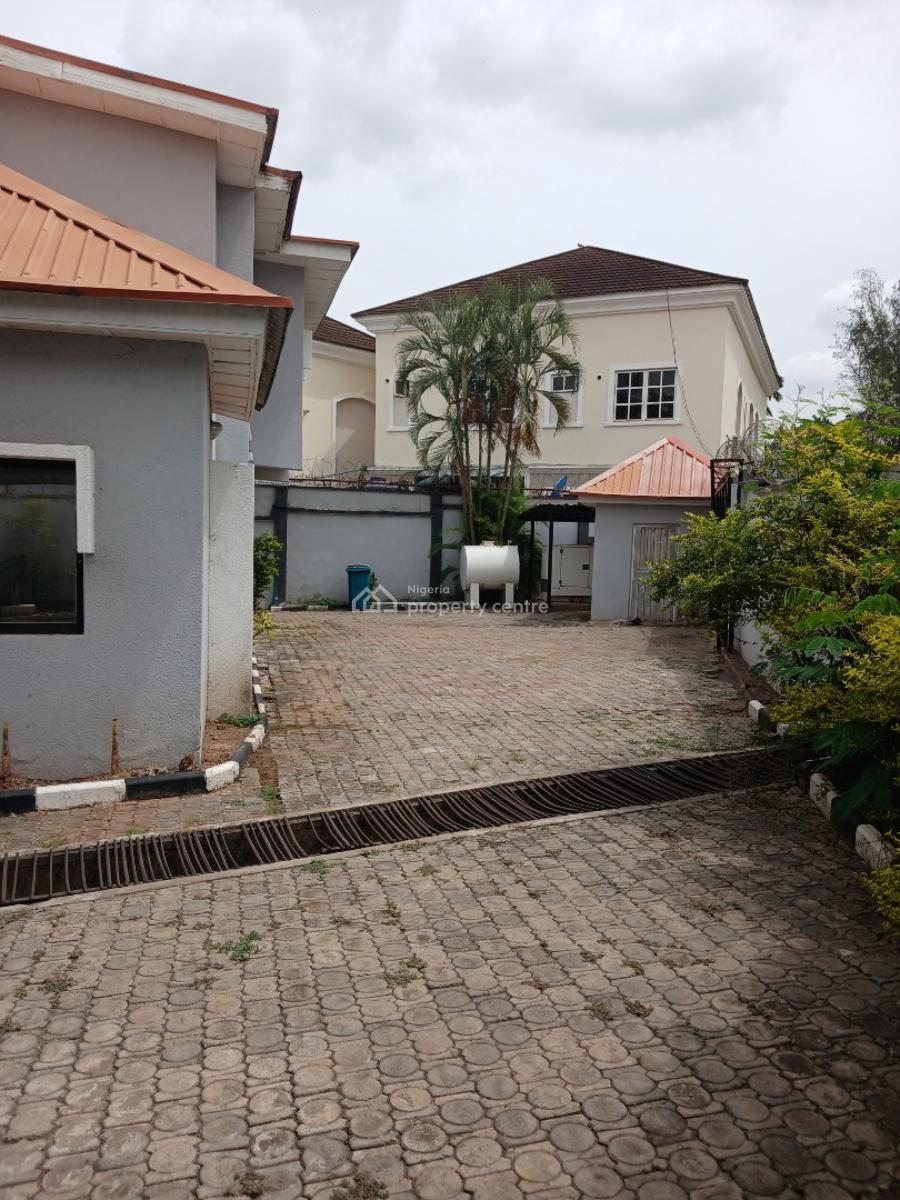 a Fully Detached 6-bedroom Duplex + 2 Bq, Off Ademola Adetokunbo Crescent., Wuse 2, Abuja, Detached Duplex for Rent