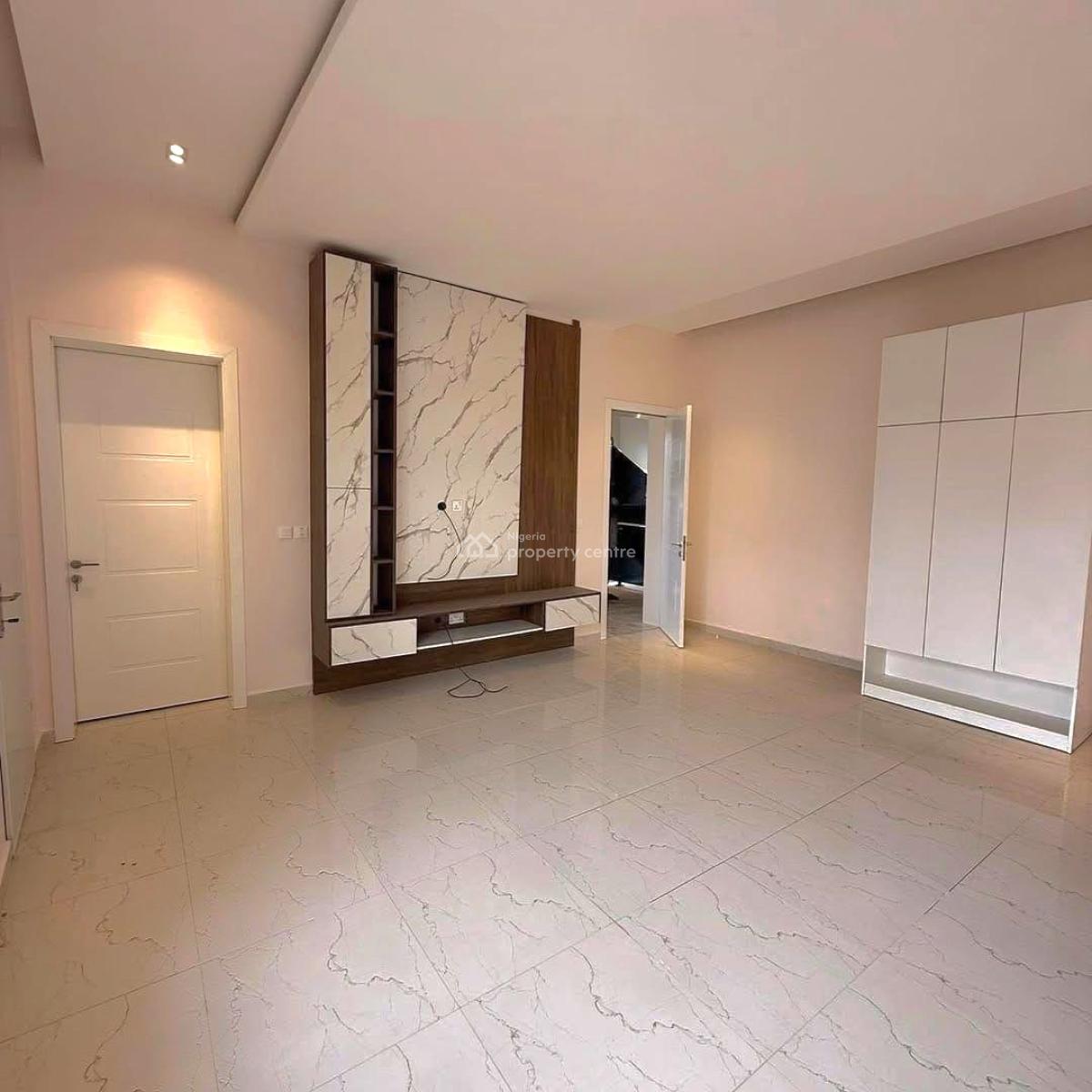 Luxury 5-bedroom Gated Semi-detached Duplex (corner Piece), Guzape District, Abuja, Semi-detached Duplex for Sale