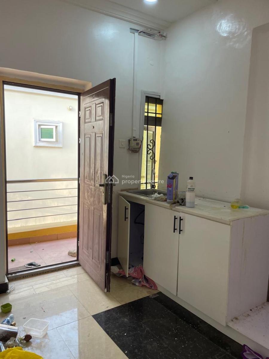Well Maintained Room and Parlor in a 24 Hours Light Estate, Chevron Drive, Lekki, Lagos, Mini Flat (room and Parlour) for Rent