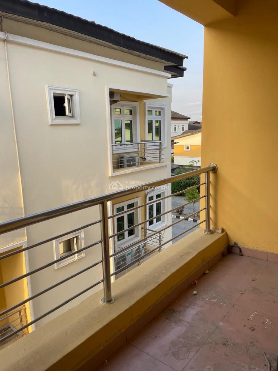 Well Maintained Room and Parlor in a 24 Hours Light Estate, Chevron Drive, Lekki, Lagos, Mini Flat (room and Parlour) for Rent