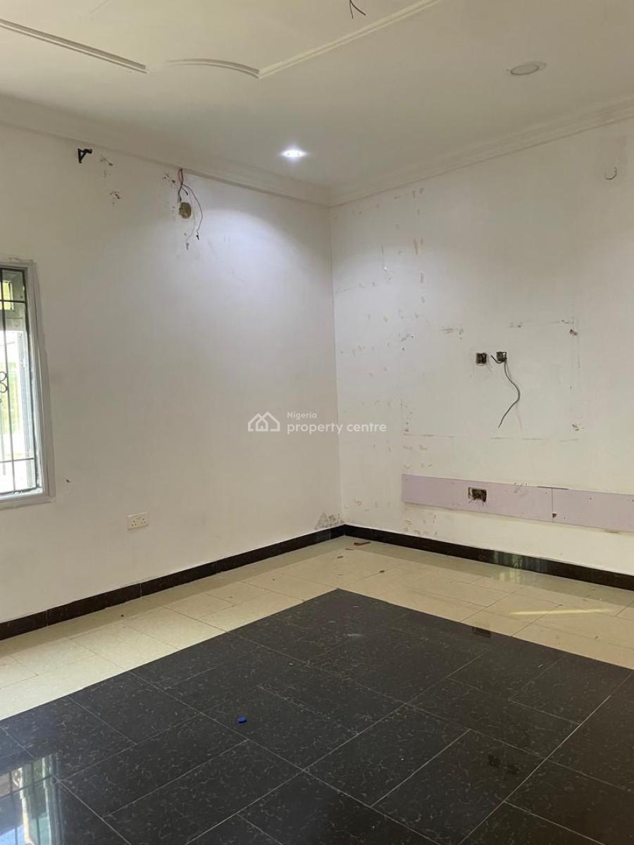 Well Maintained Room and Parlor in a 24 Hours Light Estate, Chevron Drive, Lekki, Lagos, Mini Flat (room and Parlour) for Rent