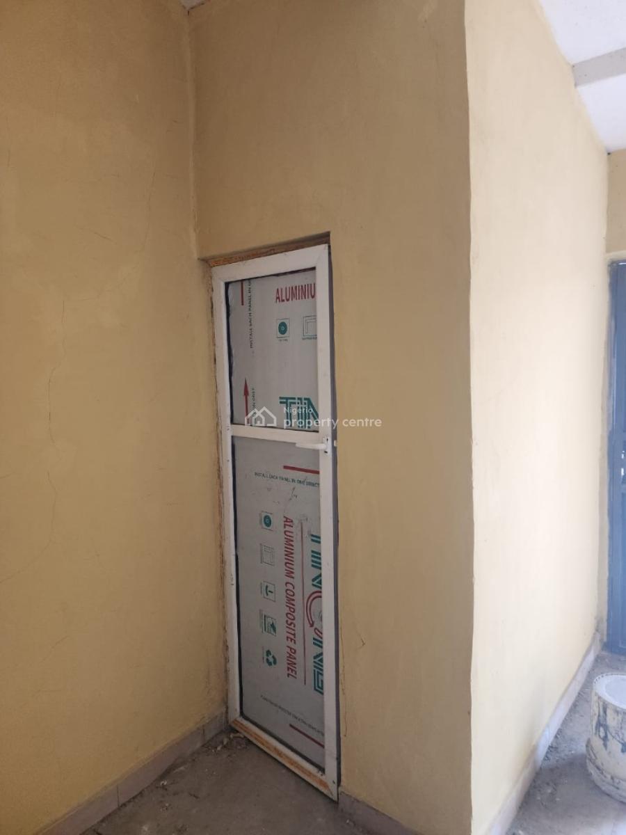 Shop/office at Hfp Eastline Shopping Complex By Abraham Adesanya Ajah, Abraham Adesanya Hfp Shopping Complex, Ajah, Lagos, Shop for Rent