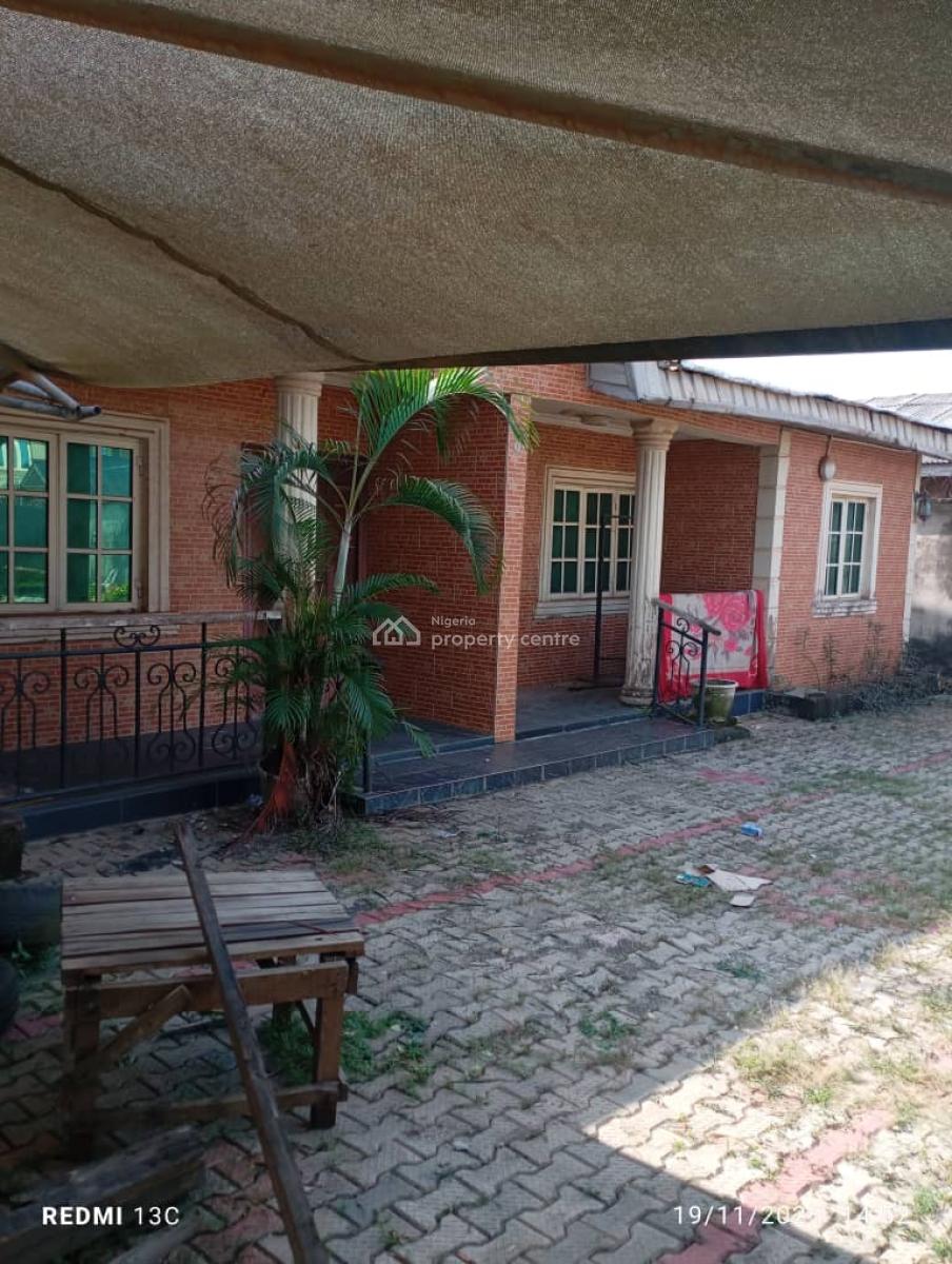 2 Unit of 2bedroom All Rooms Ensuite Closed The Express, Magboro, Magboro, Ogun, Flat / Apartment for Sale