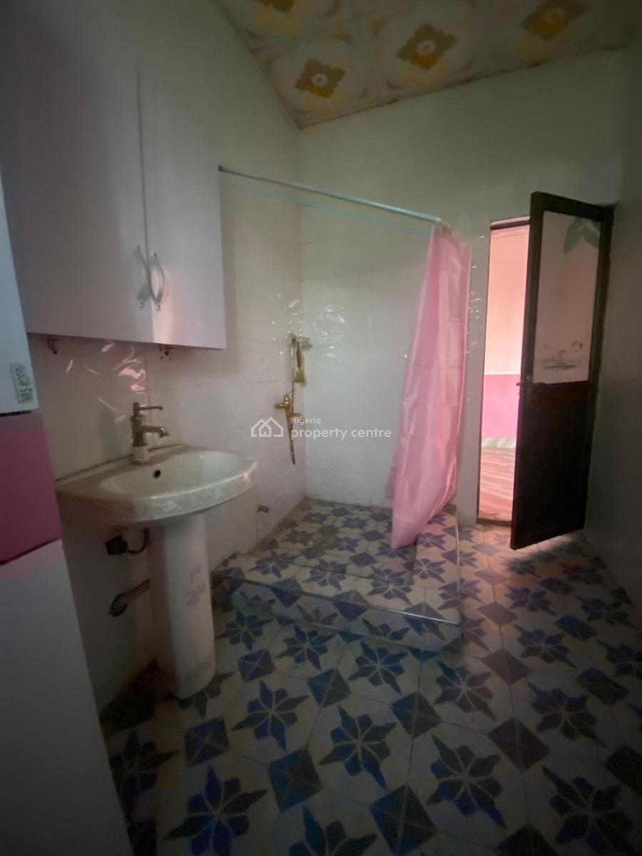 Very Very Spacious 2bedroom Apartment with Spacious Wardrobe &balcony, Atlantic View Estate Positive Chevy View Estate Lekki Lagos, Igbo Efon, Lekki, Lagos, Flat / Apartment for Rent