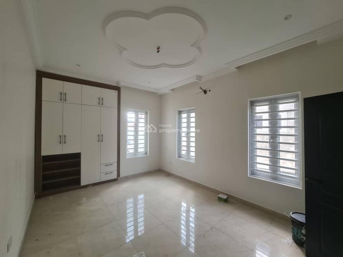 Massive 4 Bedroom Terrace Duplex Inside Diamond Estate, Located Inside an Estate,good Road,clean Water,, Sangotedo, Ajah, Lagos, Terraced Duplex for Rent